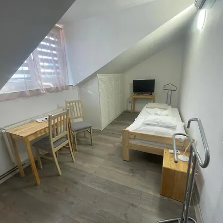 Euro Hotell 3*